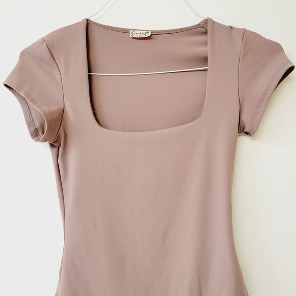 Free People Thong Bodysuit Shorts Sleeves Purple Square Neck Size SP - Picture 4 of 12